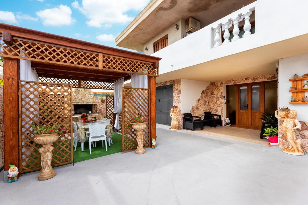 Da Mario & Marianna Apartment Campanedda ภายนอก รูปภาพ