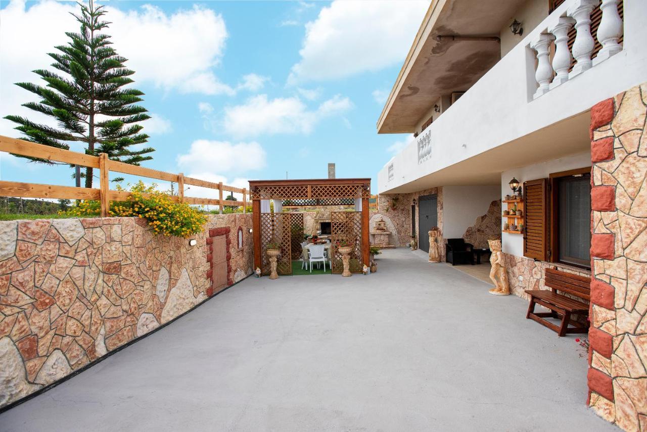 Da Mario & Marianna Apartment Campanedda ภายนอก รูปภาพ