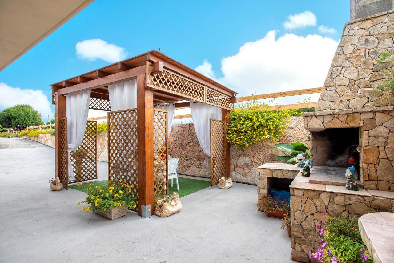 Da Mario & Marianna Apartment Campanedda ภายนอก รูปภาพ
