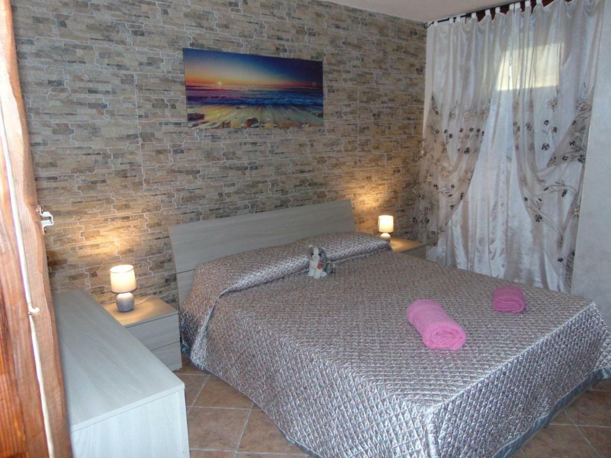 Da Mario & Marianna Apartment Campanedda ภายนอก รูปภาพ
